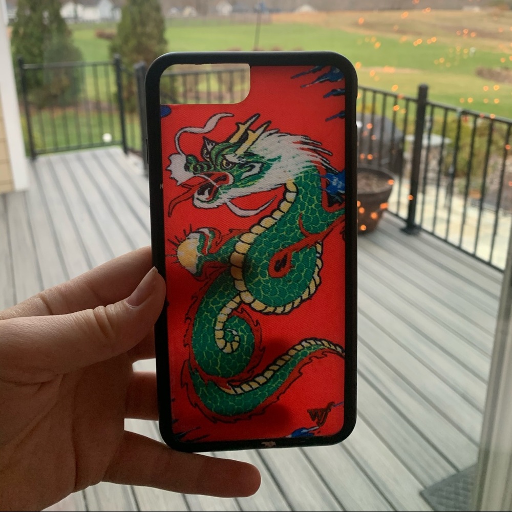 iPhone 7+/8+ wild flower case
